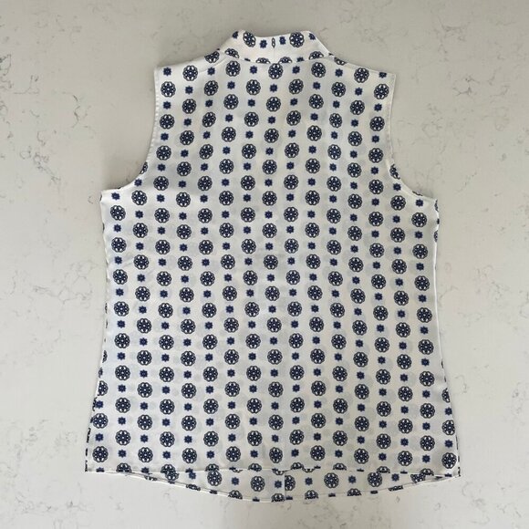 Talbots Sleeveless V Neck Easycare Medallion Print Top Blue + White Sz S - Picture 6 of 9